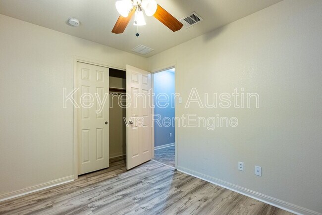 Building Photo - 13321 Pine Needle St