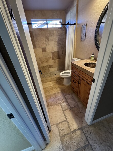 Building Photo - 69858 Brookview Way