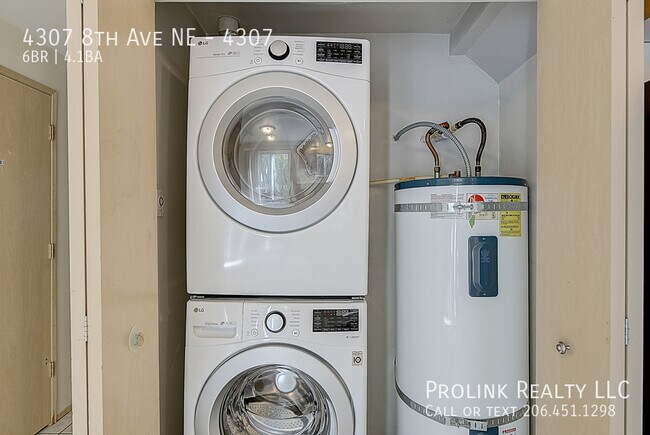 Building Photo - 4307 8th Ave NE