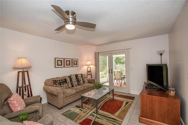 Building Photo - 1393 Cadhay Ct