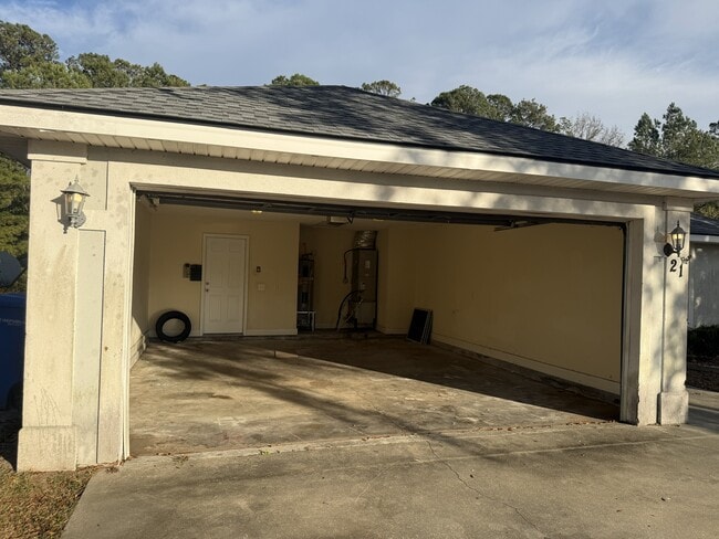 Building Photo - 21 Whitetail Trail