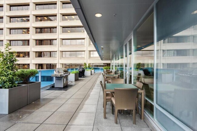 Building Photo - 1 bedroom in Seattle WA 98101