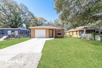 Building Photo - 933 26th St NW