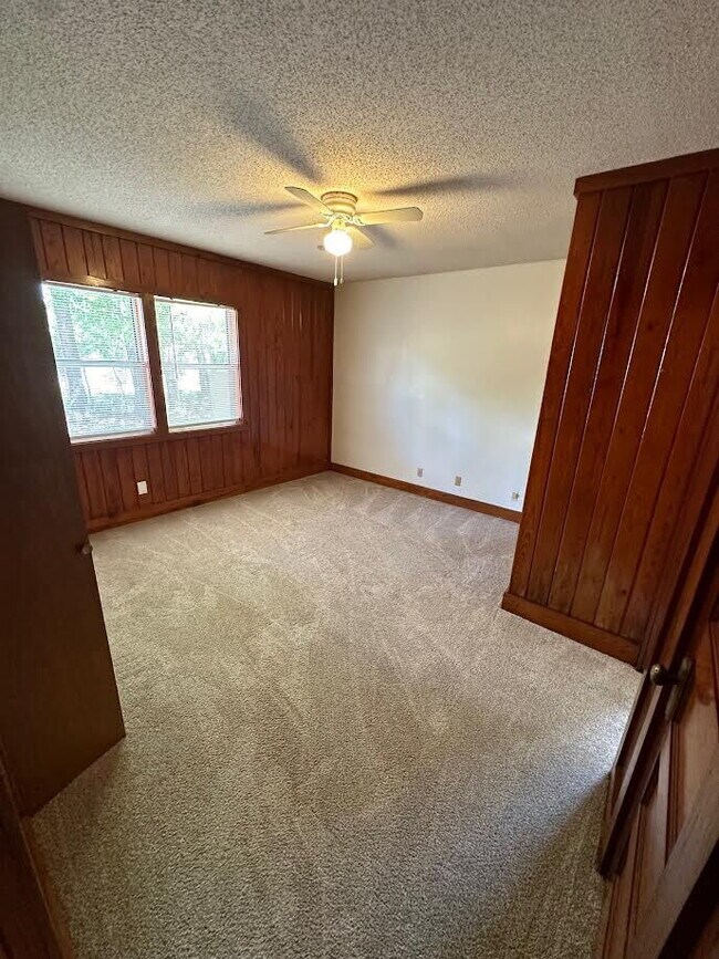 Building Photo - Charming 2-Bedroom Retreat in Mary Esther!