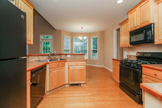 Building Photo - 302 Warm Winds Trail