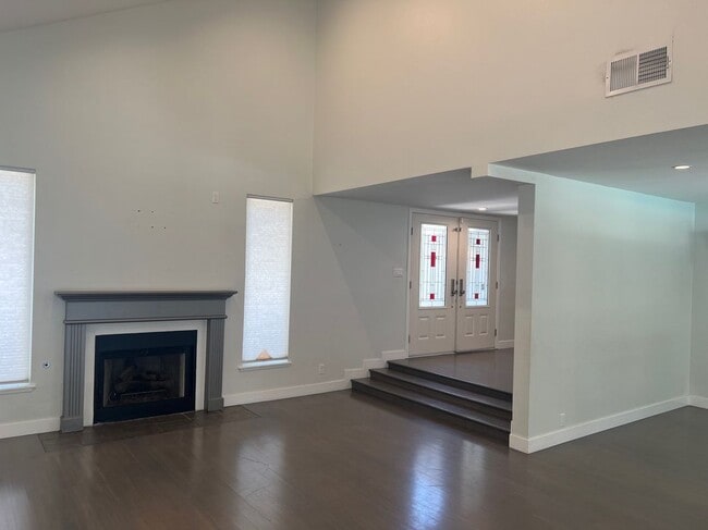 Building Photo - 8431 Faust Ave