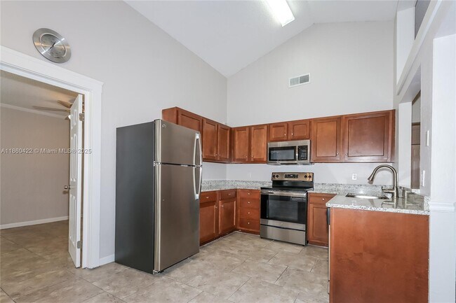 Building Photo - 1365 Savoyard Way