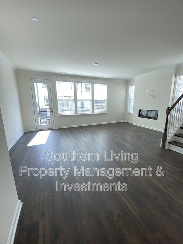 Building Photo - 13109 Simoneaux Ln