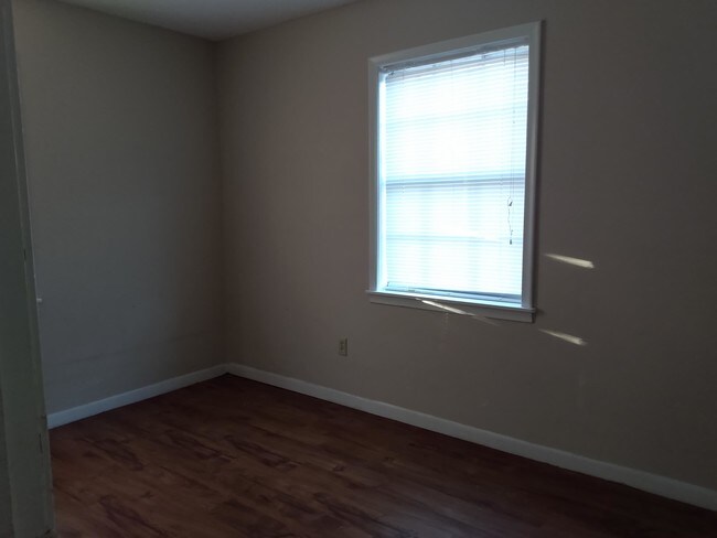 Building Photo - 510 N 12th St