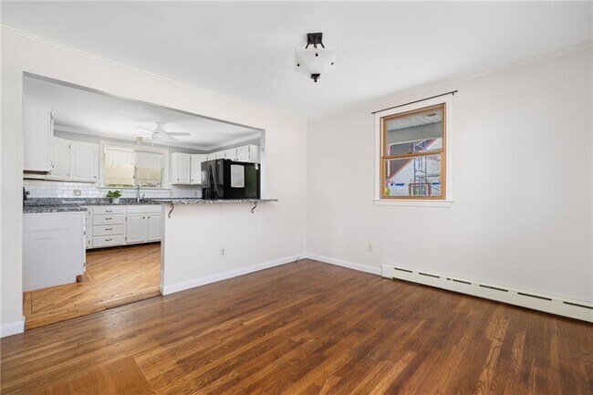 Building Photo - 36 N Beacon Terrace