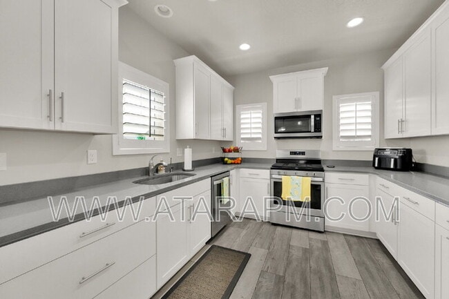 Building Photo - 4966 N Marble Fox Way
