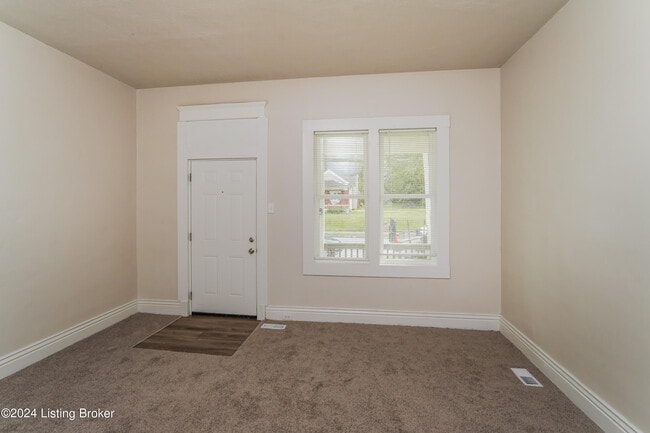 Building Photo - 2715 Garland Ave