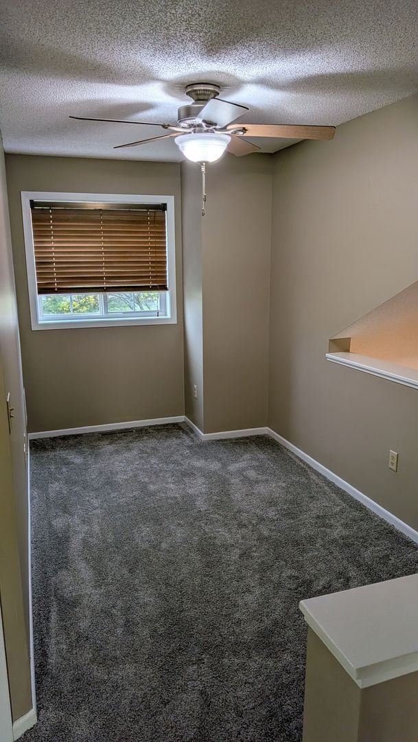 Building Photo - Stunning 2 Bedroom Home in The Heart of Eagan