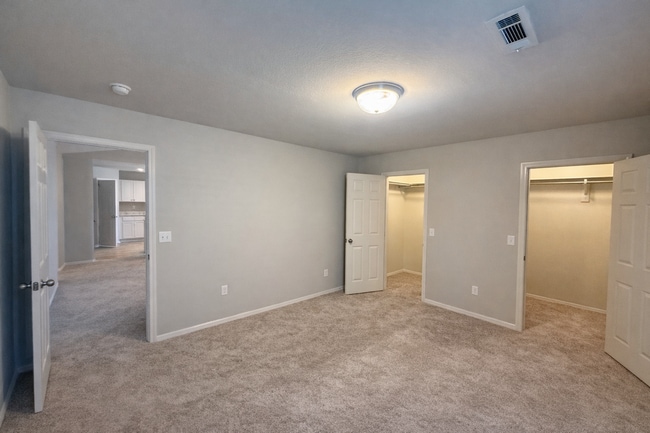 Building Photo - 3008 Emerald Pk Trl