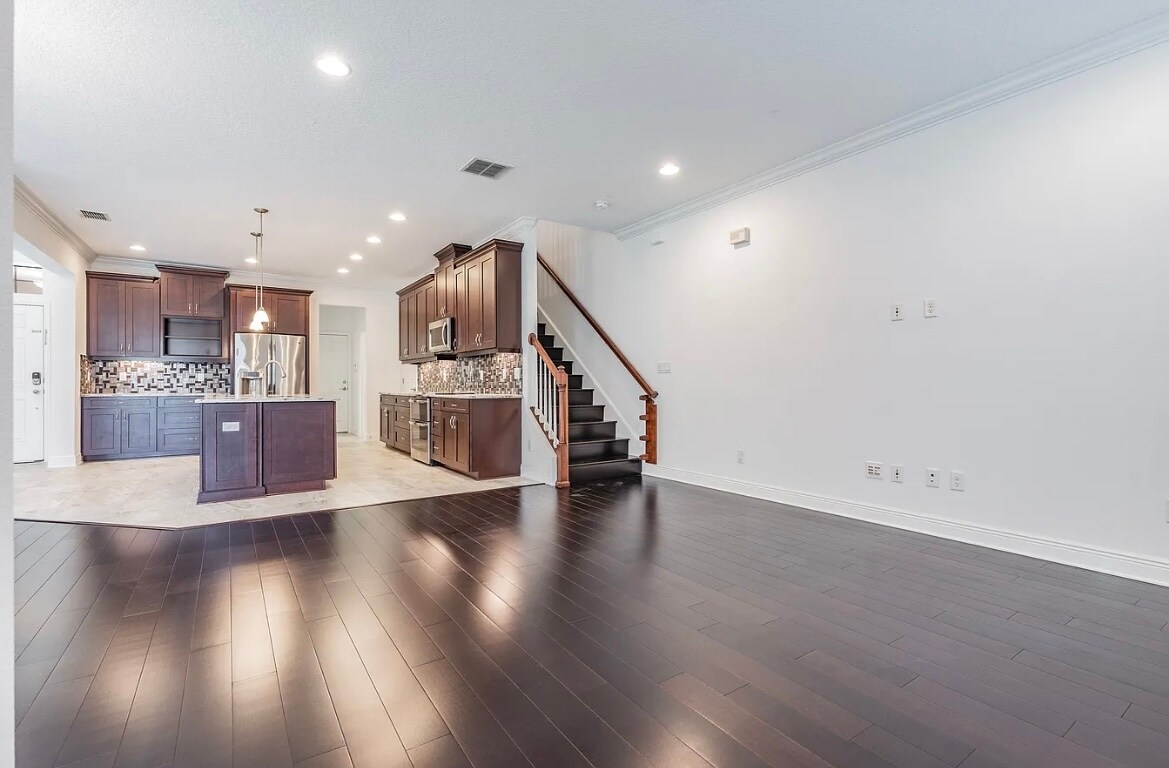 Building Photo - 11617 Crowned Sparrow Ln