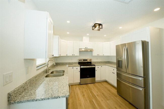 Building Photo - 391 Gulf Breeze Blvd