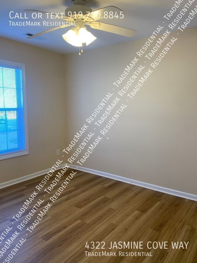 Building Photo - 4322 Jasmine Cove Way