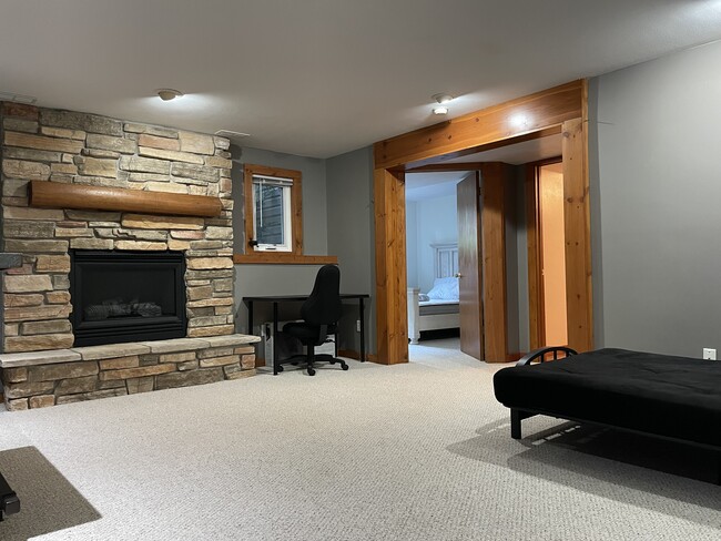 Building Photo - 14 Byars Cir