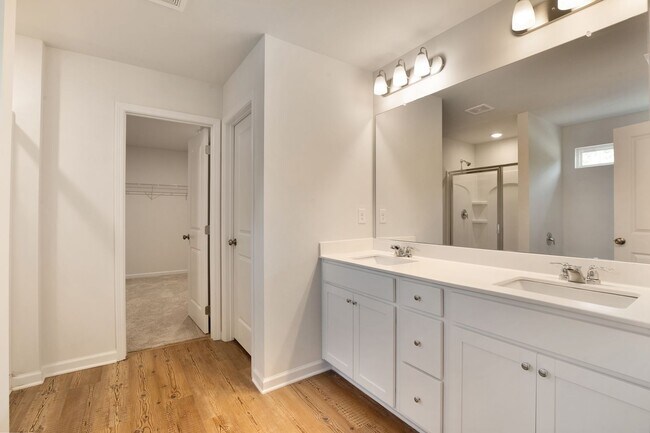 Building Photo - Minutes to Downtown Dawsonville, Rock Creek Park & More—Welcome Home
