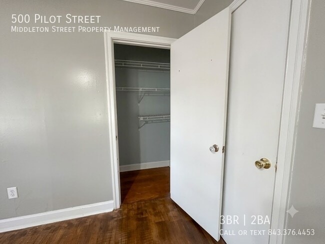 Building Photo - 500 Pilot St