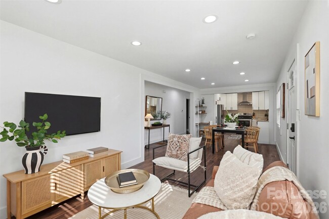 Building Photo - 1642 Washington Ave