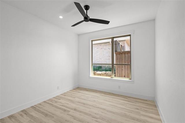 Building Photo - 1017 Cedarcrest Dr