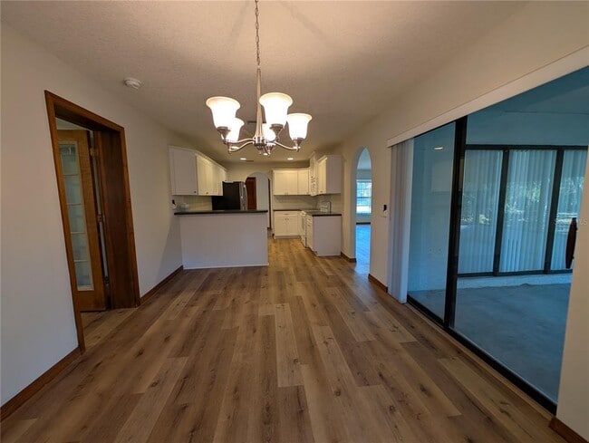 Building Photo - 3741 Thornbush Ln