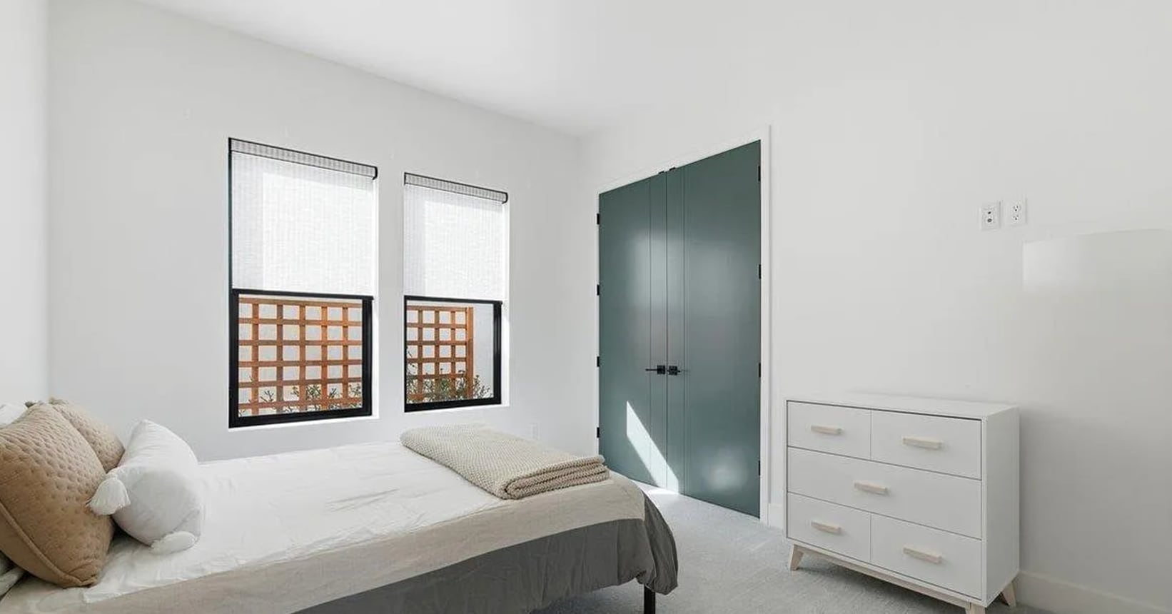 Building Photo - 2472 N Birchgrove Ln