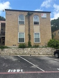 Building Photo - 6012 Westridge Ln