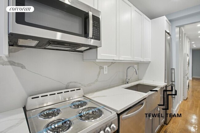 Building Photo - 515 W 139th St