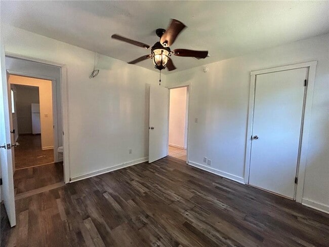 Building Photo - 5178 Fairview Highland Dr