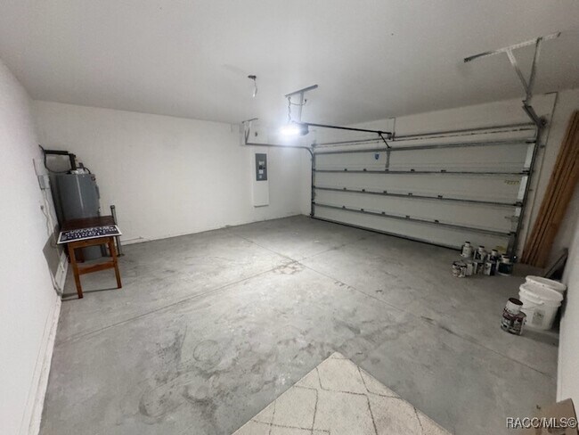 Building Photo - 11400 Chickadee Rd
