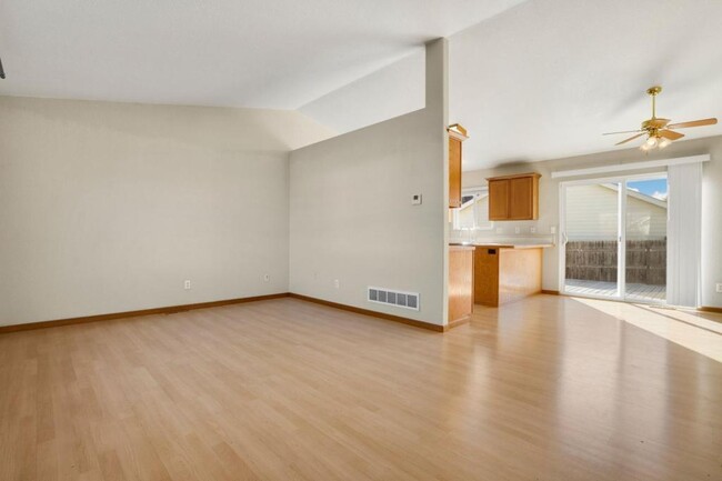 Building Photo - 5799 Aspen View Pl