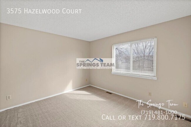 Building Photo - 3575 Hazelwood Ct