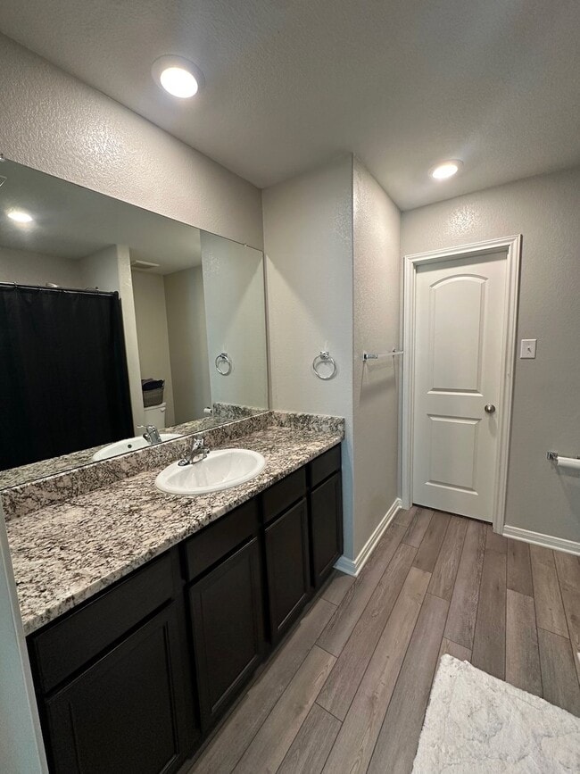Building Photo - 6525 Underwood Way