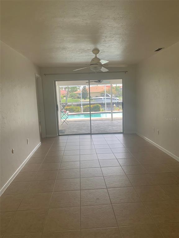 Building Photo - 1450 Appian Dr