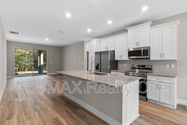 Building Photo - 836 E Weldon Ct