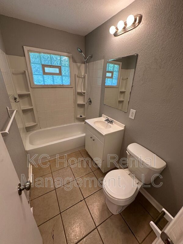 Building Photo - 11411 Bristol Terrace