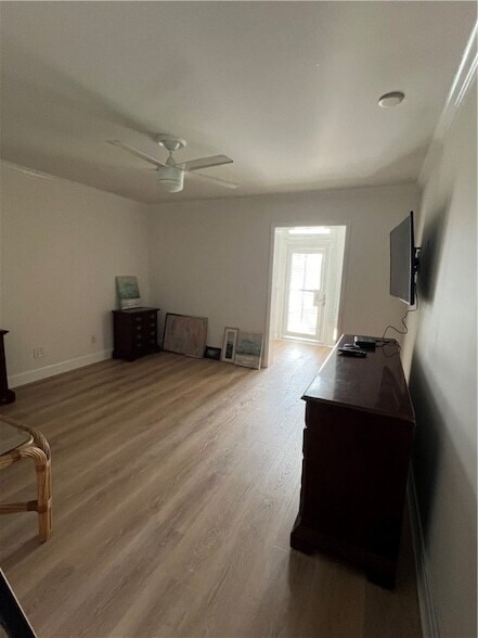 Building Photo - 18 Vista Palm Ln