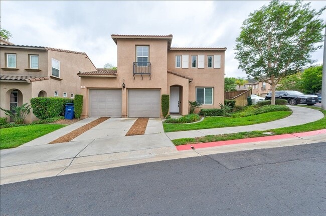 Building Photo - 467 Camino Verde