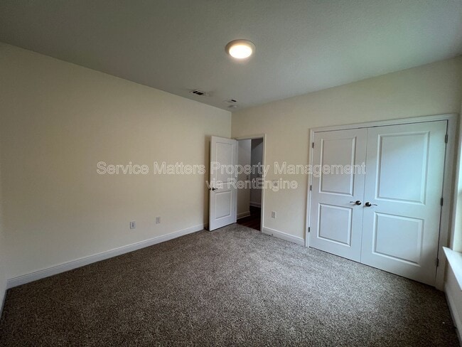Building Photo - 4145 Grassy Run St