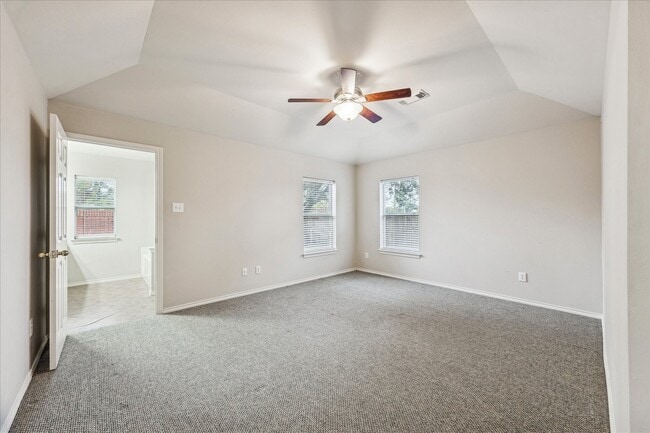 Building Photo - 11914 White Water Bay Dr