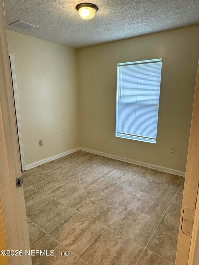 Building Photo - 5227 Bunche Dr