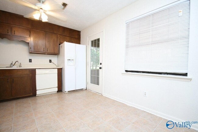 Building Photo - 118 Dexter Cir