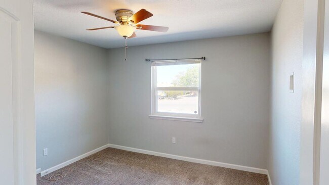 Building Photo - 3206 Thunder Rd