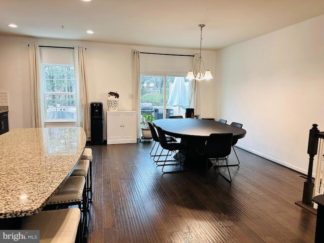 Building Photo - 12220 Montreat Pl