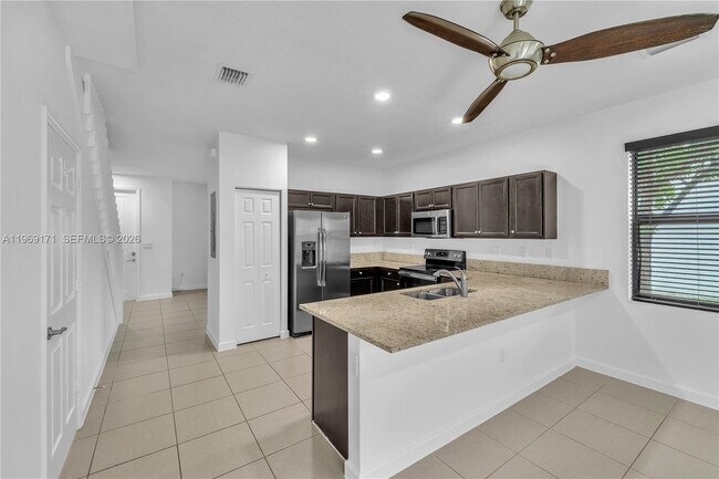 Building Photo - 11563 SW 248th Ln