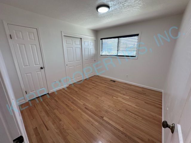 Building Photo - Charming 3-Bedroom Gresham Retreat with Spacious 1728 sq. ft. Layout and 2.5 Baths!