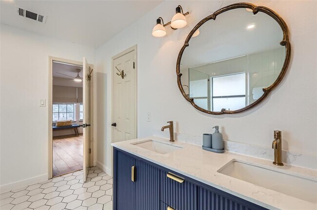 Building Photo - 13205 Kepler Cove