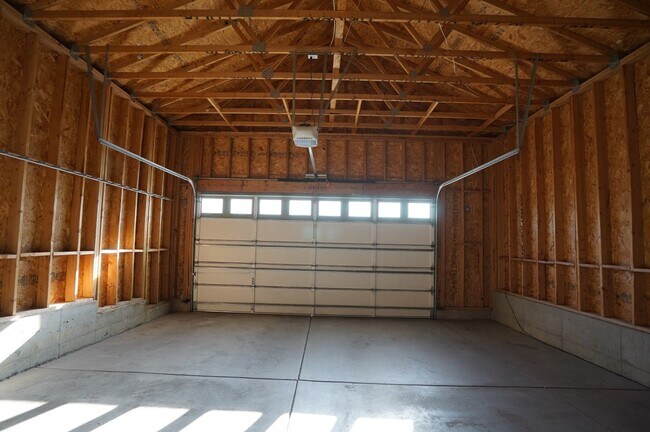 Building Photo - 10536 Unity Pkwy